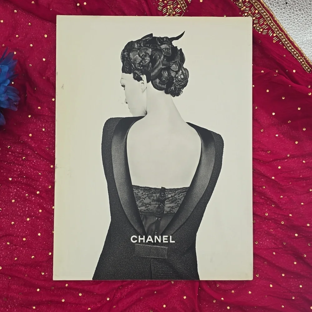 CHANEL Fashion Book Set with Black and White Covers‎